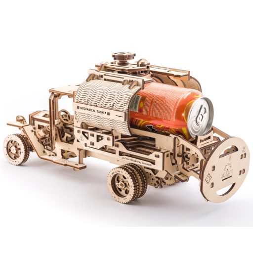 UGEARS Tartálykocsi mechanikus modell