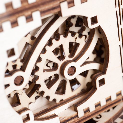 UGEARS Kincsesláda mechanikus modell
