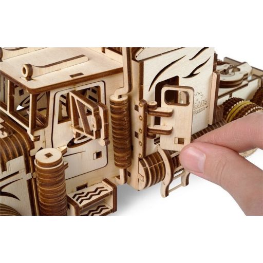UGEARS Heavy Boy kamion - mechanikus modell