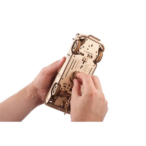 Repülő Ford Anglia mechanikus modell