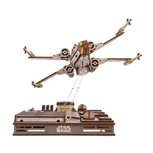 UGEARS Luke Skywalker's™ X-Wing Starfighter™ modell