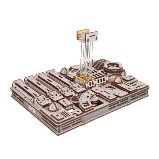 UGEARS Luke Skywalker's™ X-Wing Starfighter™ modell